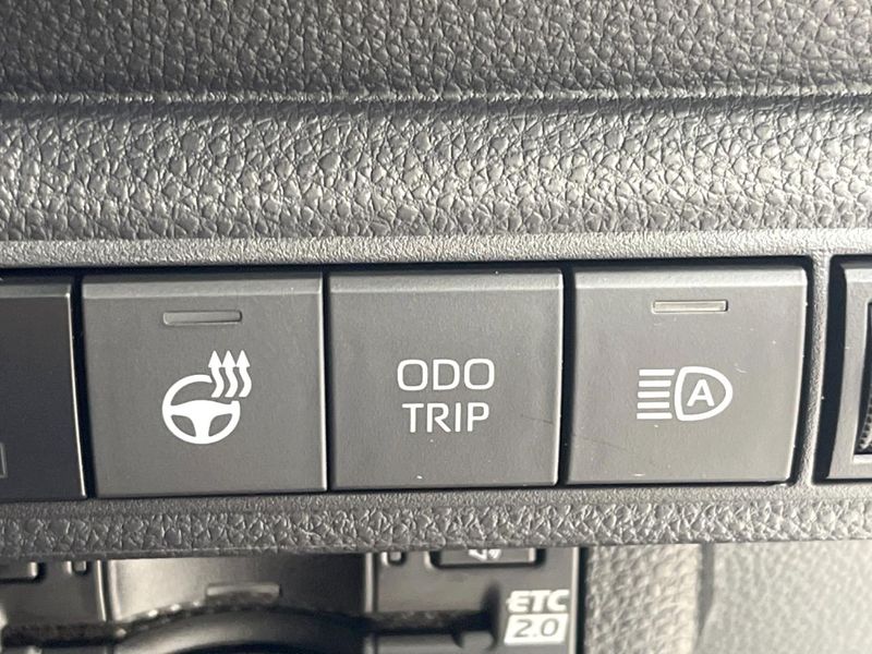 2024 Toyota Corolla Touring 6AA-ZWE219W (UW-6a69718d75ce7)[10]
