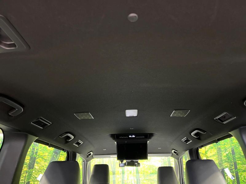 2024 Toyota Voxy 6AA-ZWR90W (UW-6a69719fedb97)[9]