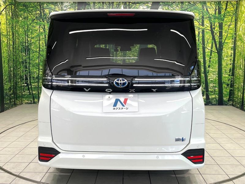 2025 Toyota Voxy 6AA-ZWR90W (UW-6a6971a28ff2d)[8]