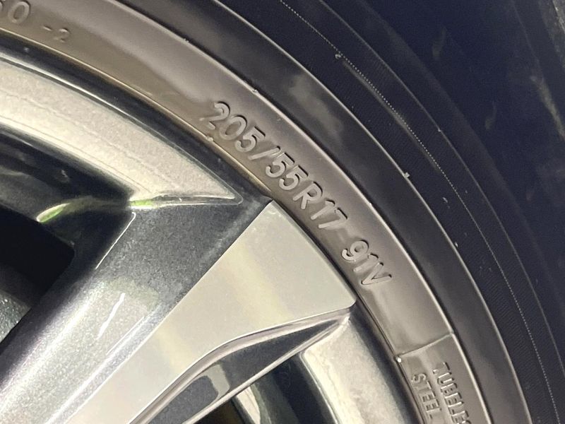 2025 Toyota Voxy 6AA-ZWR90W (UW-6a6971a28ff2d)[16]