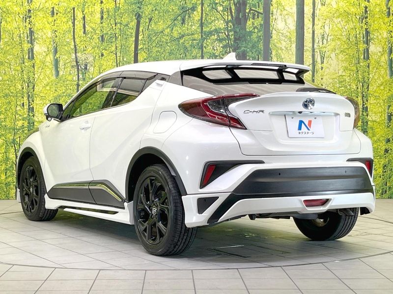2019 Toyota C-HR DAA-ZYX10 (UW-6a6971af3825e)[11]