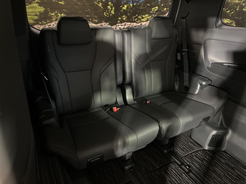 2024 Toyota Alphard Hybrid 6AA-AAHH40W (UW-6a6abf03acb7c)[26]