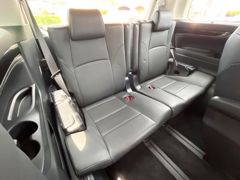 2015 Toyota Vellfire DBA-AGH30W (UW-6a6abf13578f4)[26]