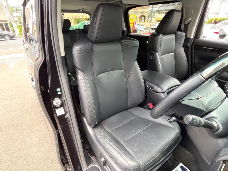 2015 Toyota Vellfire DBA-AGH30W (UW-6a6abf13578f4)[23]