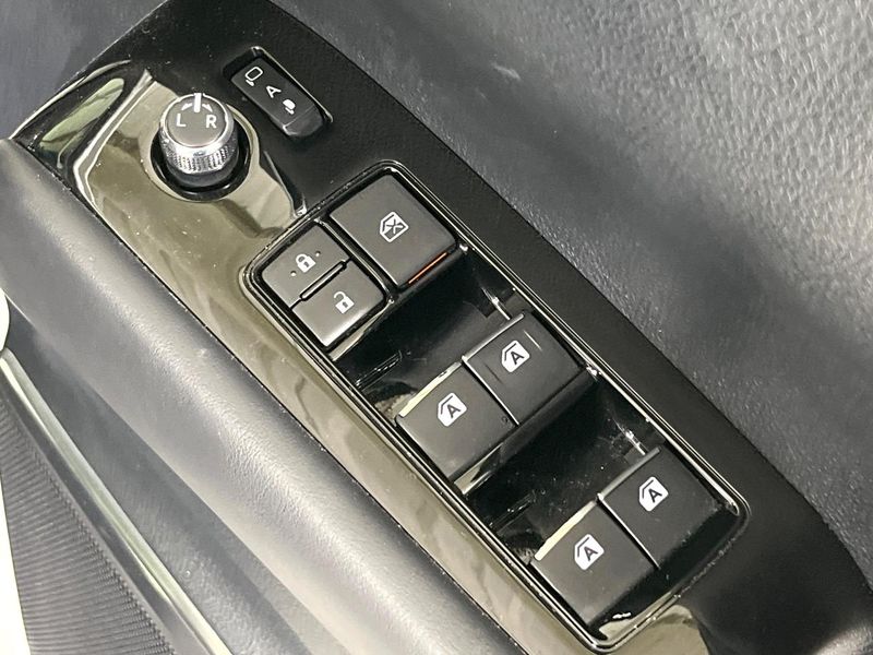 2019 Toyota Vellfire DBA-AGH30W (UW-6a6abf1c82a41)[21]