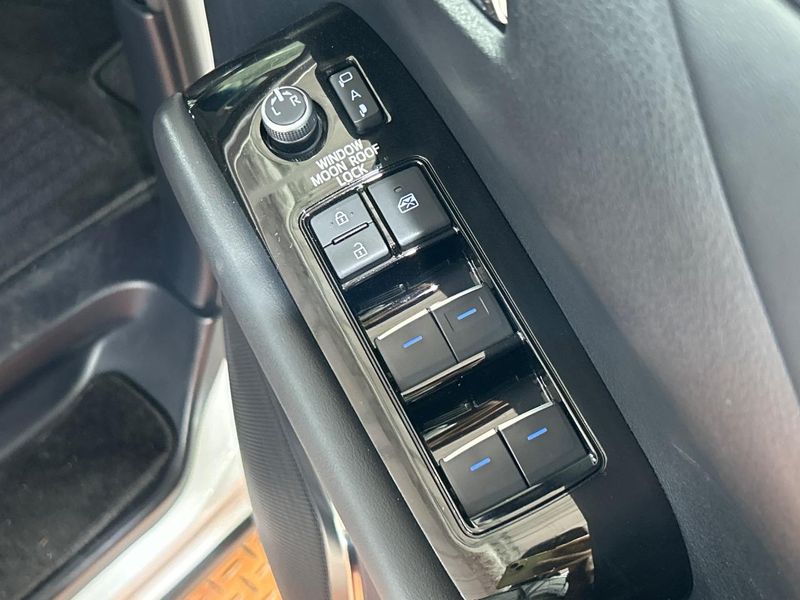 2022 Toyota Alphard 3BA-AGH30W (UW-6a6abf22ade90)[4]