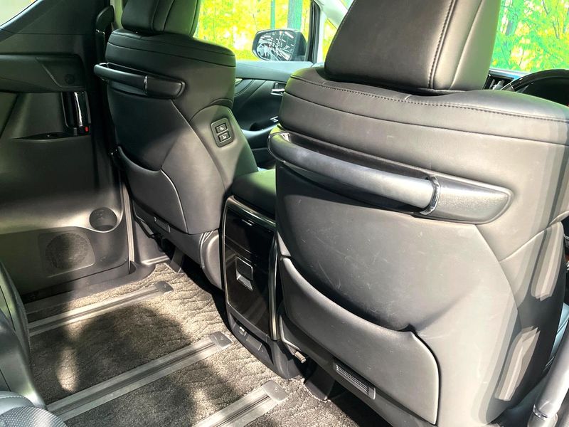 2021 Toyota Alphard 3BA-AGH30W (UW-6a6abf2859dd8)[21]