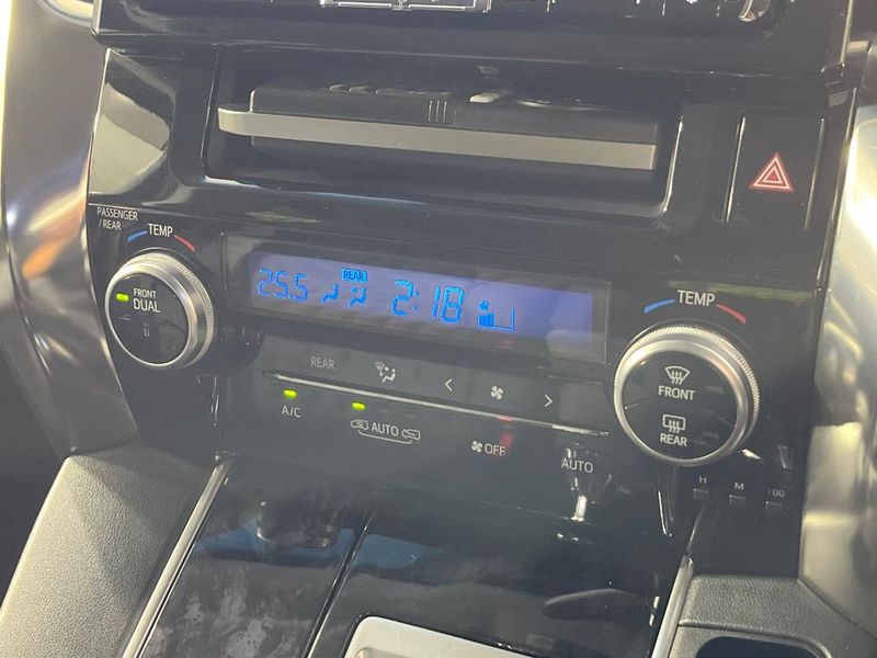2018 Toyota Vellfire DBA-AGH35W (UW-6a6abf2a8701e)[16]