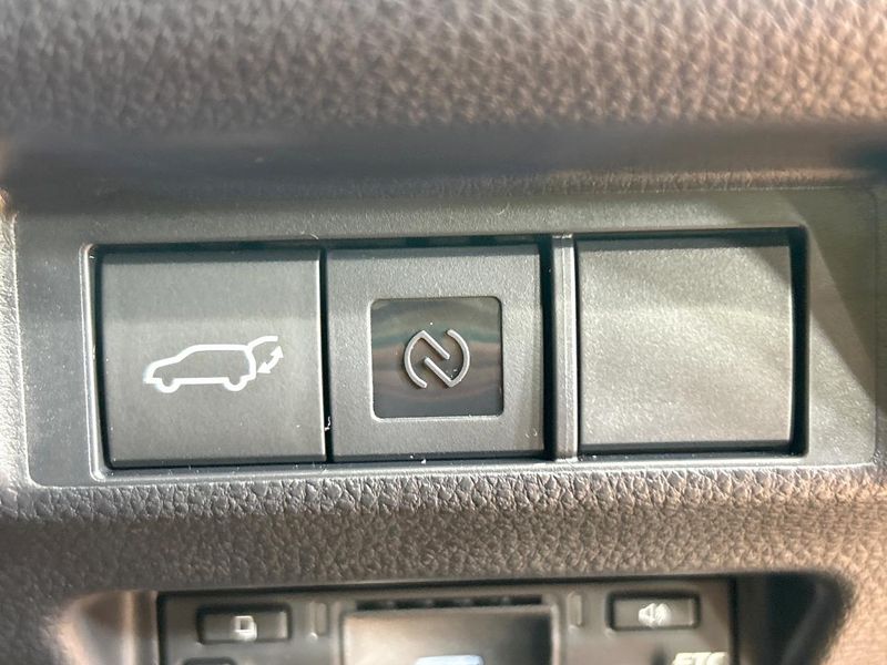 2026 Toyota RAV4 6AA-AXAN64 (UW-6a6abf4855f45)[28]