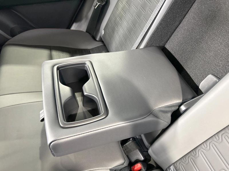 2026 Toyota RAV4 6AA-AXAN64 (UW-6a6abf4855f45)[25]