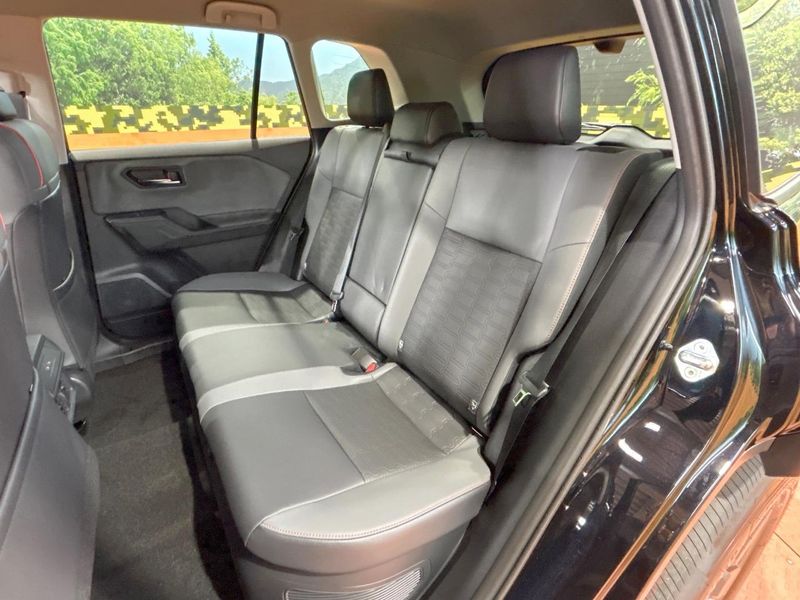 2026 Toyota RAV4 6AA-AXAN64 (UW-6a6abf4855f45)[23]