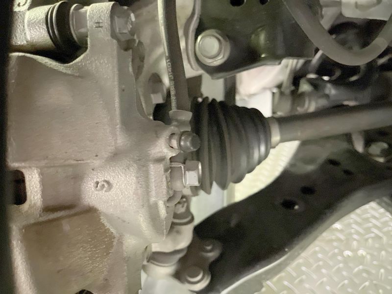 2021 Toyota Harrier Hybrid 6AA-AXUH80 (UW-6a6abf4c49181)[6]