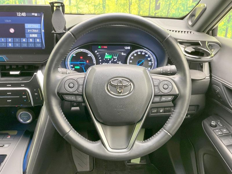 2021 Toyota Harrier Hybrid 6AA-AXUH80 (UW-6a6abf4c49181)[28]