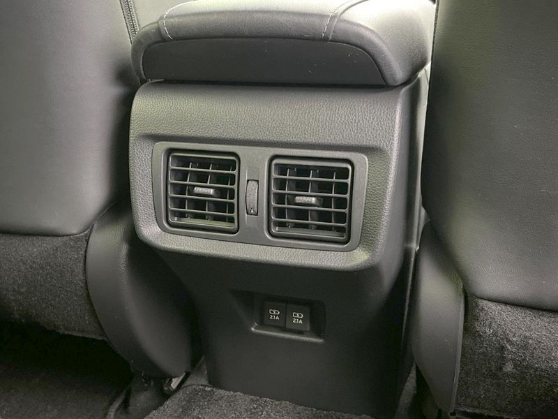 2021 Toyota Harrier Hybrid 6AA-AXUH80 (UW-6a6abf4c49181)[26]