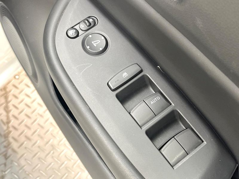 2022 Honda Fit 6AA-GR3 (UW-6a6ac00818a35)[27]
