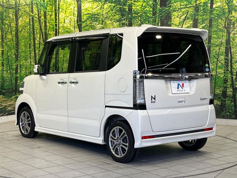 2015 Honda N-BOX CUSTOM DBA-JF1 (UW-6a6ac05cad71c)[10]