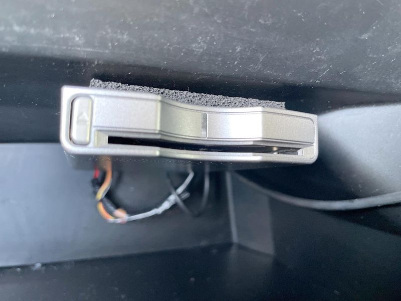 2014 Honda N-BOX CUSTOM DBA-JF1 (UW-6a6ac063333f7)[5]
