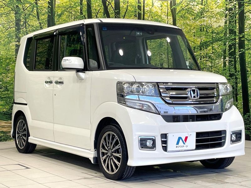 2015 Honda N-BOX CUSTOM DBA-JF1 (UW-6a6ac06407833)[17]