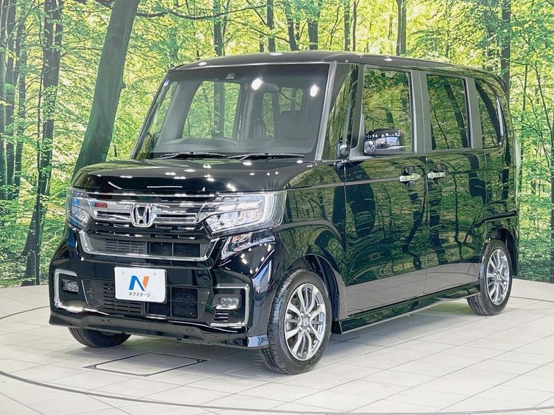 2022 Honda N-BOX CUSTOM 6BA-JF3 (UW-6a6ac08209d3d)[4]