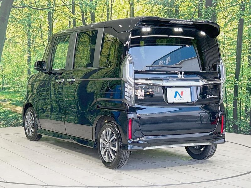 2022 Honda N-BOX CUSTOM 6BA-JF3 (UW-6a6ac08209d3d)[7]