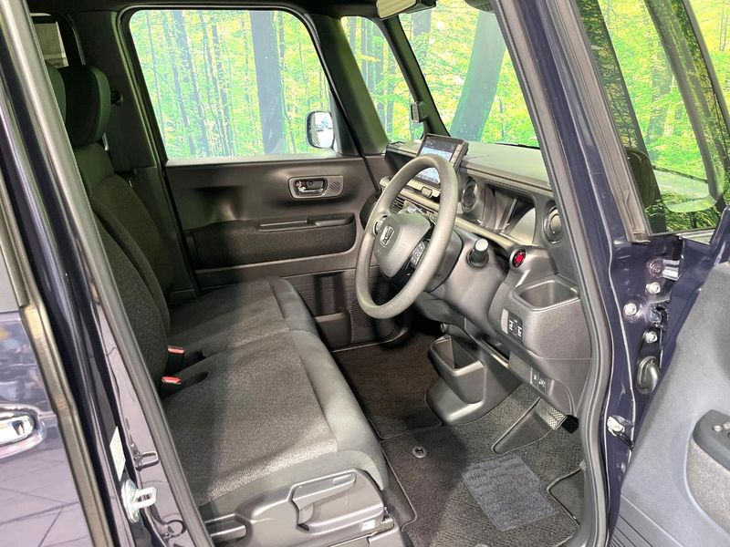 2024 Honda N-BOX CUSTOM 6BA-JF5 (UW-6a6ac08f0fb10)[27]