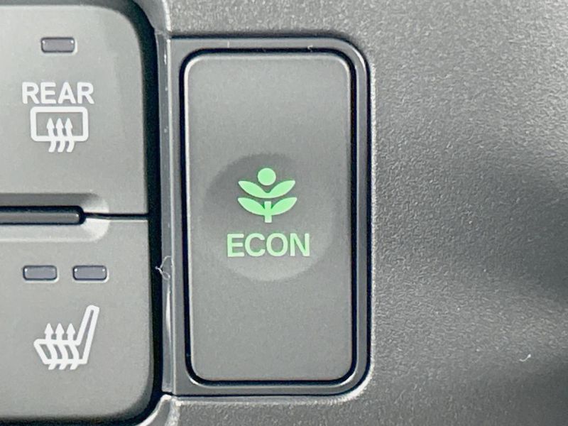 2026 Honda N-BOX 6BA-JF5 (UW-6a6ac09d46c6a)[26]