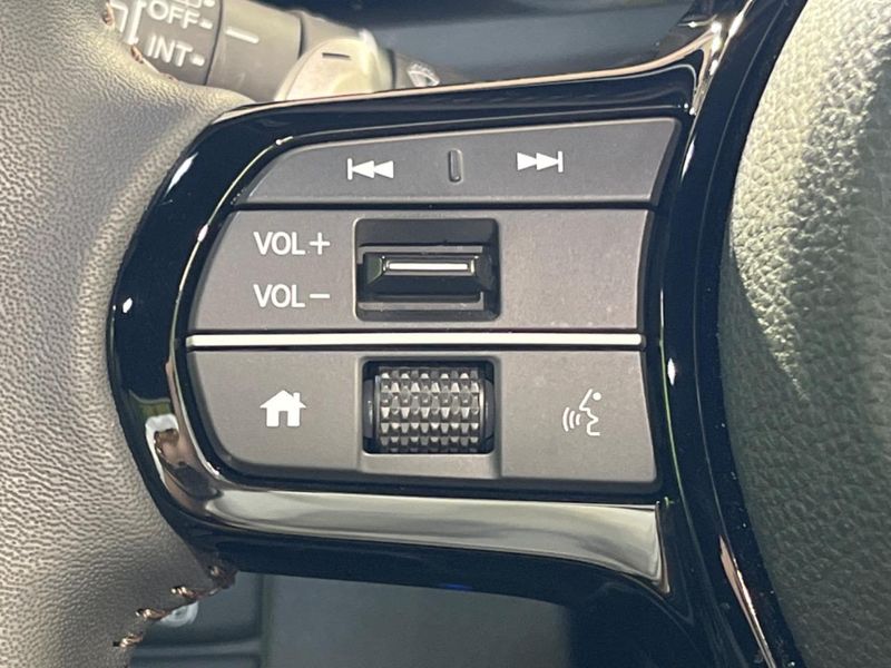 2024 Honda N-BOX CUSTOM 6BA-JF5 (UW-6a6ac09e59b73)[4]