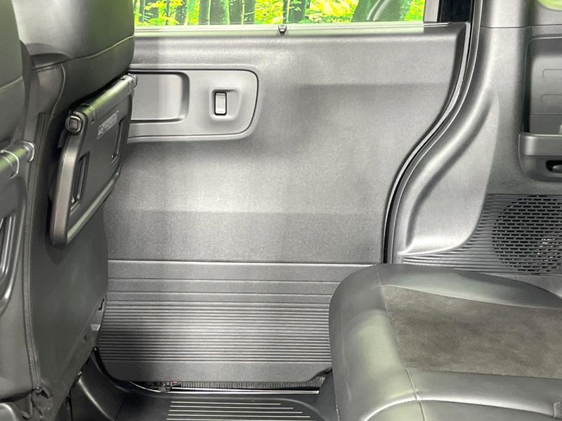 2024 Honda N-BOX CUSTOM 6BA-JF5 (UW-6a6ac09ecfcb5)[16]