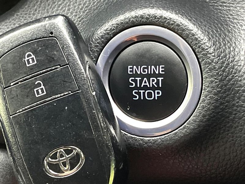 2023 Toyota Yaris 5BA-KSP210 (UW-6a6ac0d684ad3)[10]