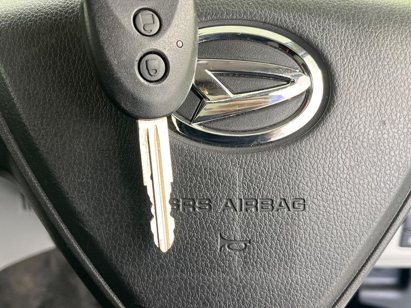 2019 Daihatsu Mira e:S 5BA-LA350S (UW-6a6ac0ea334a7)[29]