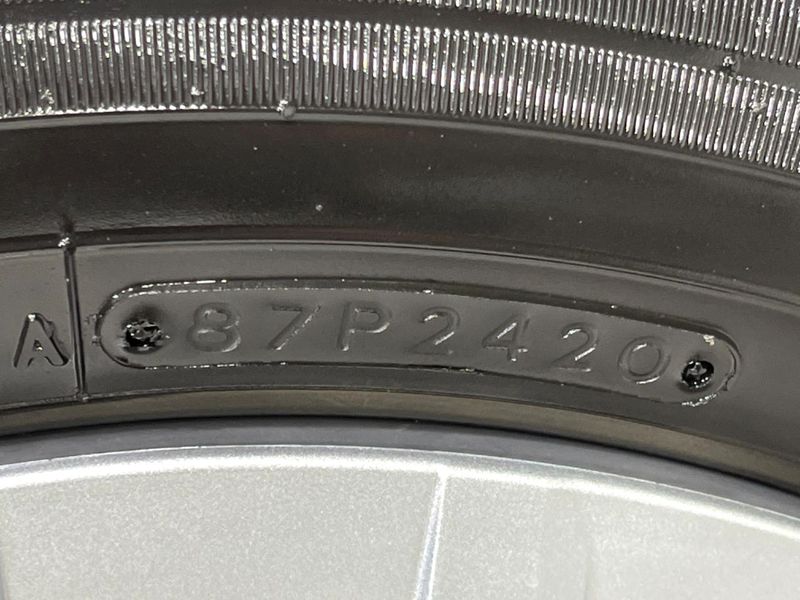 2020 Toyota Yaris 6AA-MXPH15 (UW-6a6ac1b2318d0)[11]