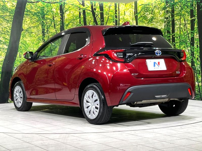 2020 Toyota Yaris 6AA-MXPH15 (UW-6a6ac1b2318d0)[28]