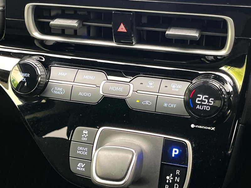 2022 Toyota Aqua 6AA-MXPK11 (UW-6a6ac1c73d4ff)[20]