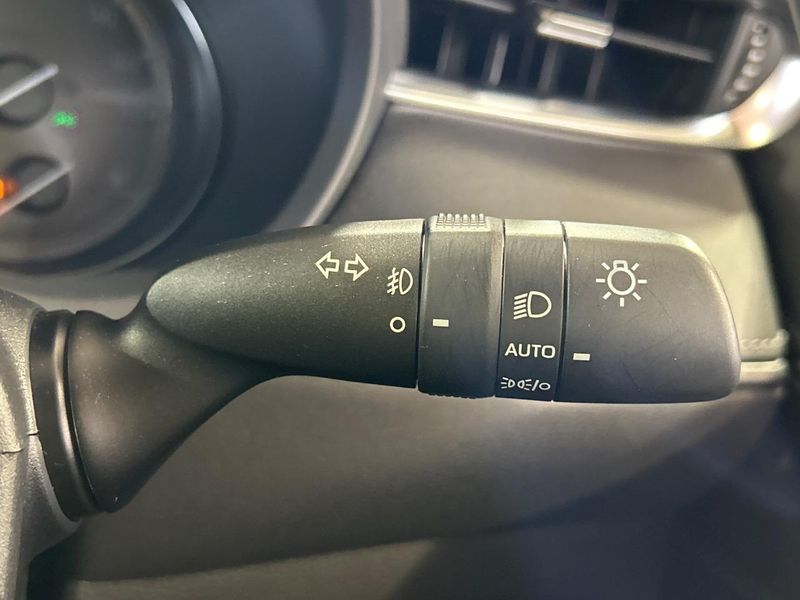 2021 Toyota Harrier 6BA-MXUA80 (UW-6a6ac1d66033b)[7]