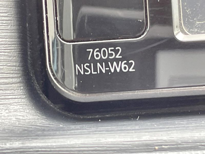 2013 Toyota Aqua DAA-NHP10 (UW-6a6ac1f980d11)[29]