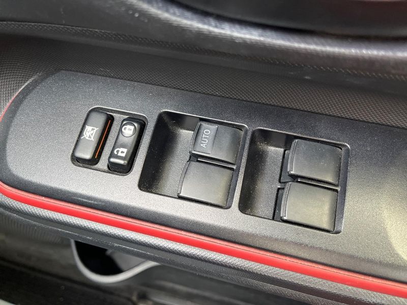 2014 Toyota Aqua DAA-NHP10 (UW-6a6ac1fce3041)[20]