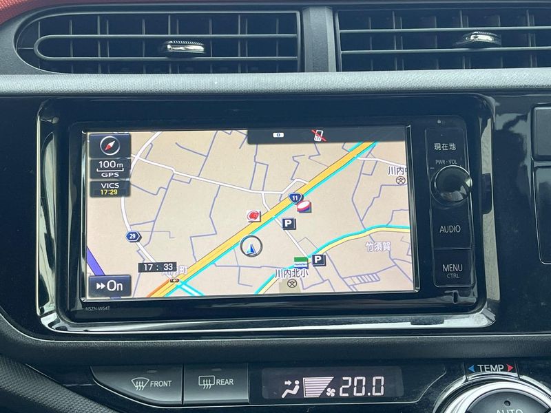 2014 Toyota Aqua DAA-NHP10 (UW-6a6ac1fce3041)[22]