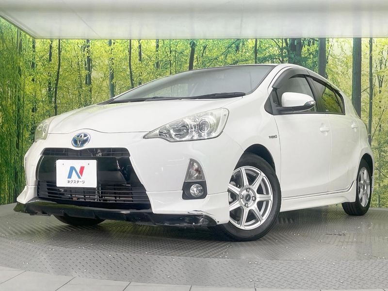 2013 Toyota Aqua DAA-NHP10 (UW-6a6ac201d35f6)[0]