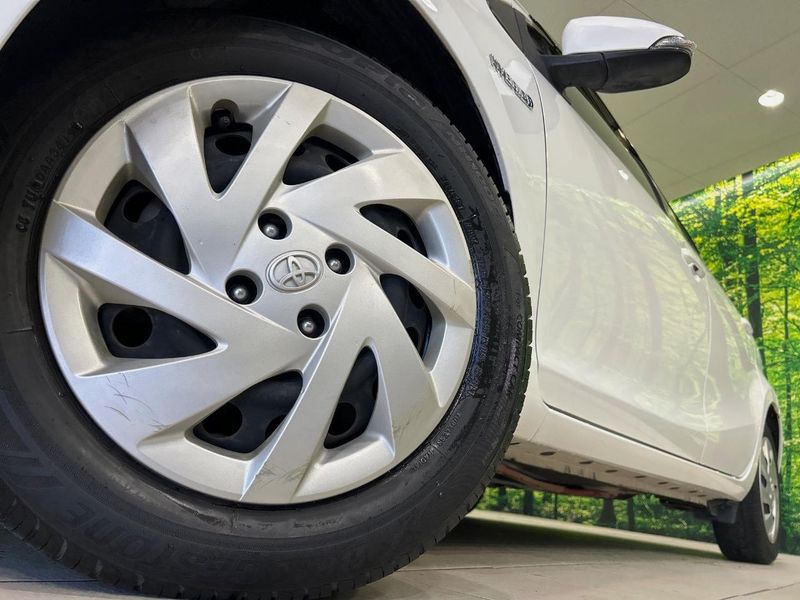 2015 Toyota Aqua DAA-NHP10 (UW-6a6ac202cb6bc)[8]