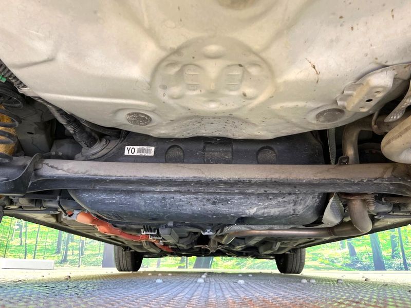 2015 Toyota Aqua DAA-NHP10 (UW-6a6ac20381c56)[28]