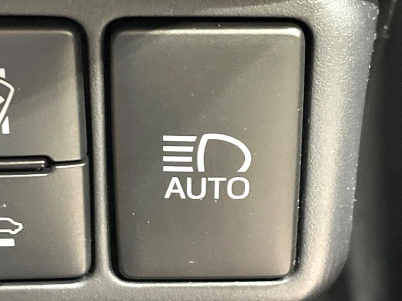 2019 Toyota Aqua DAA-NHP10 (UW-6a6ac20c037ad)[18]