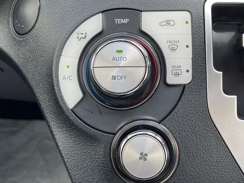 2019 Toyota Sienta DBA-NSP170G (UW-6a6ac219cfdf0)[14]