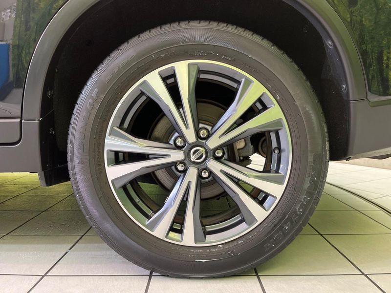 2018 Nissan X-Trail DBA-NT32 (UW-6a6ac21d96971)[15]