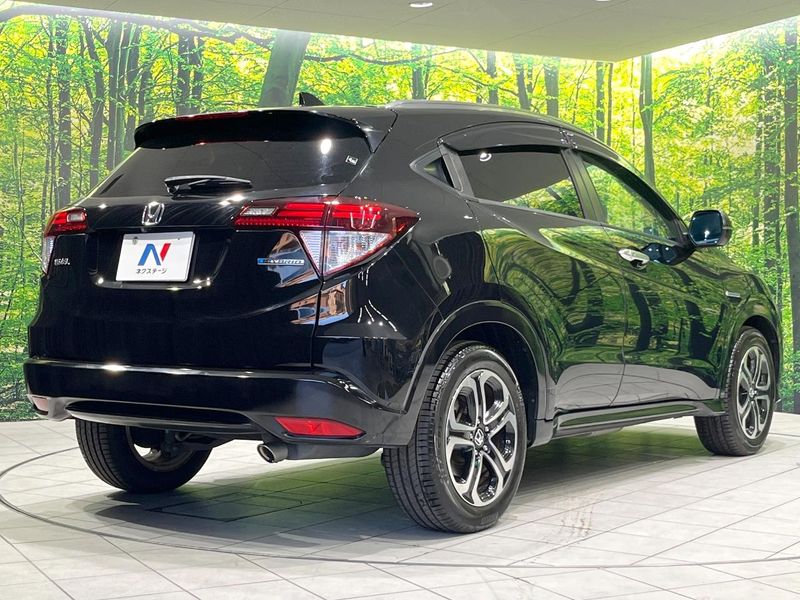 2015 Honda Vezel DAA-RU3 (UW-6a6ac237b809e)[19]