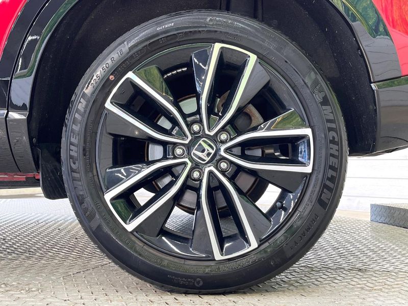 2021 Honda Vezel 6AA-RV5 (UW-6a6ac2425d10a)[21]