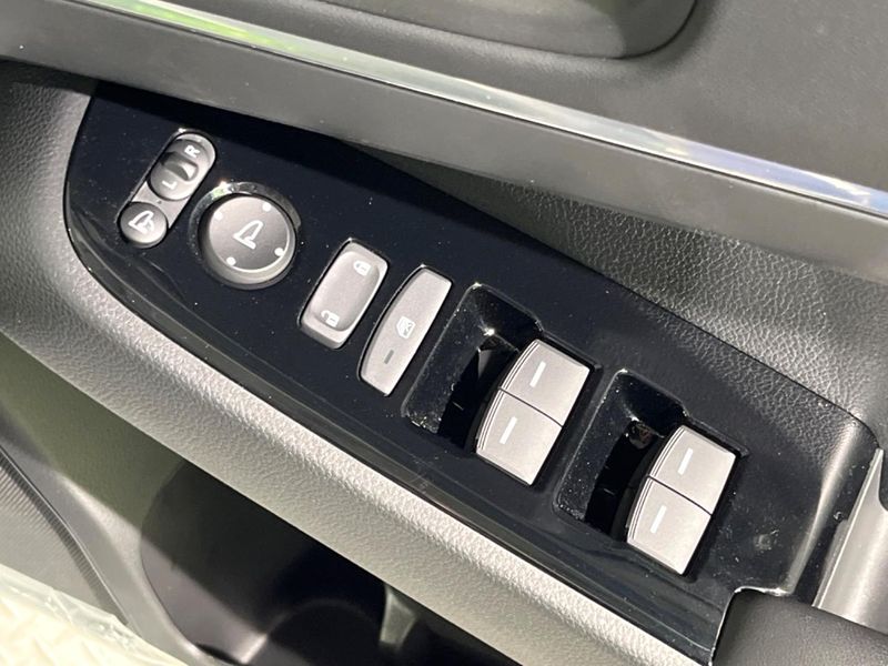 2023 Honda Vezel 6AA-RV5 (UW-6a6ac245f01c5)[5]