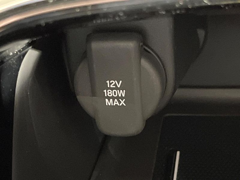 2023 Honda Vezel 6AA-RV5 (UW-6a6ac245f01c5)[27]