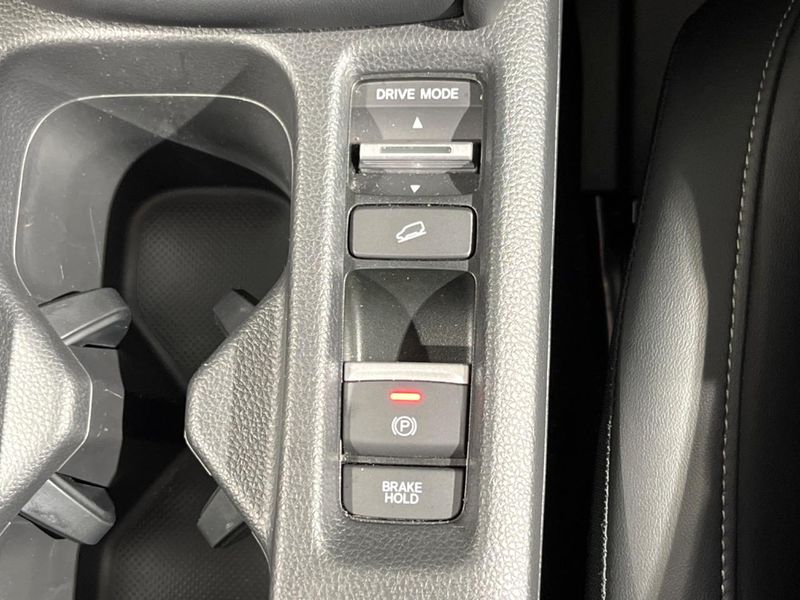 2023 Honda Vezel 6AA-RV5 (UW-6a6ac245f01c5)[22]