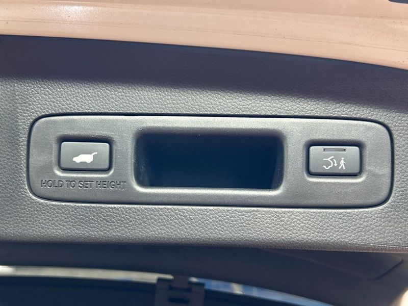 2024 Honda Vezel 6AA-RV5 (UW-6a6ac2487ebd1)[29]