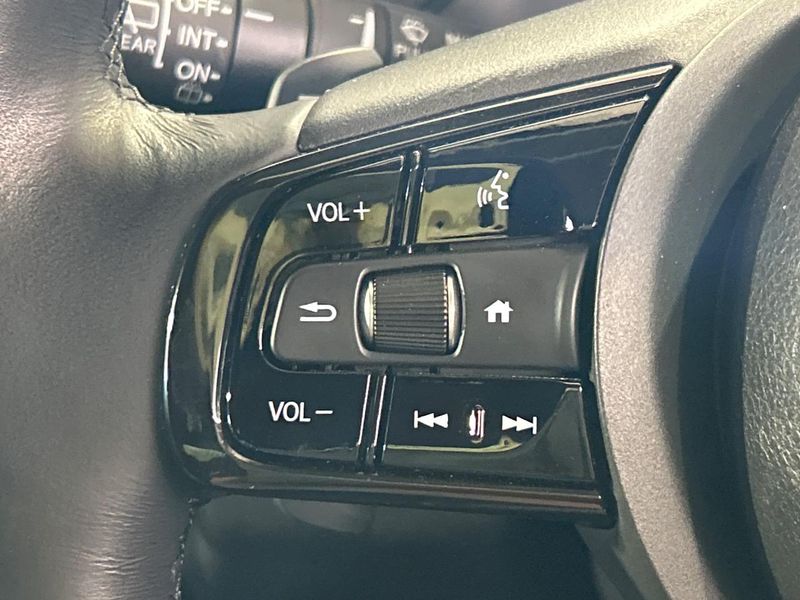 2024 Honda Vezel 6AA-RV5 (UW-6a6ac2487ebd1)[11]